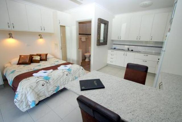 Coral Point 3* Shute Harbour